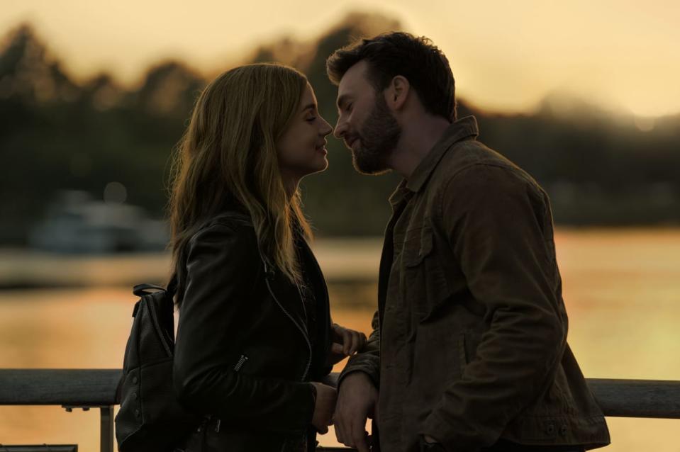 <div class="inline-image__title">Ghosted</div> <div class="inline-image__caption"><p>Ana de Armas and Chris Evans in 'Ghosted'</p></div> <div class="inline-image__credit">Frank Masi/Apple TV+</div>