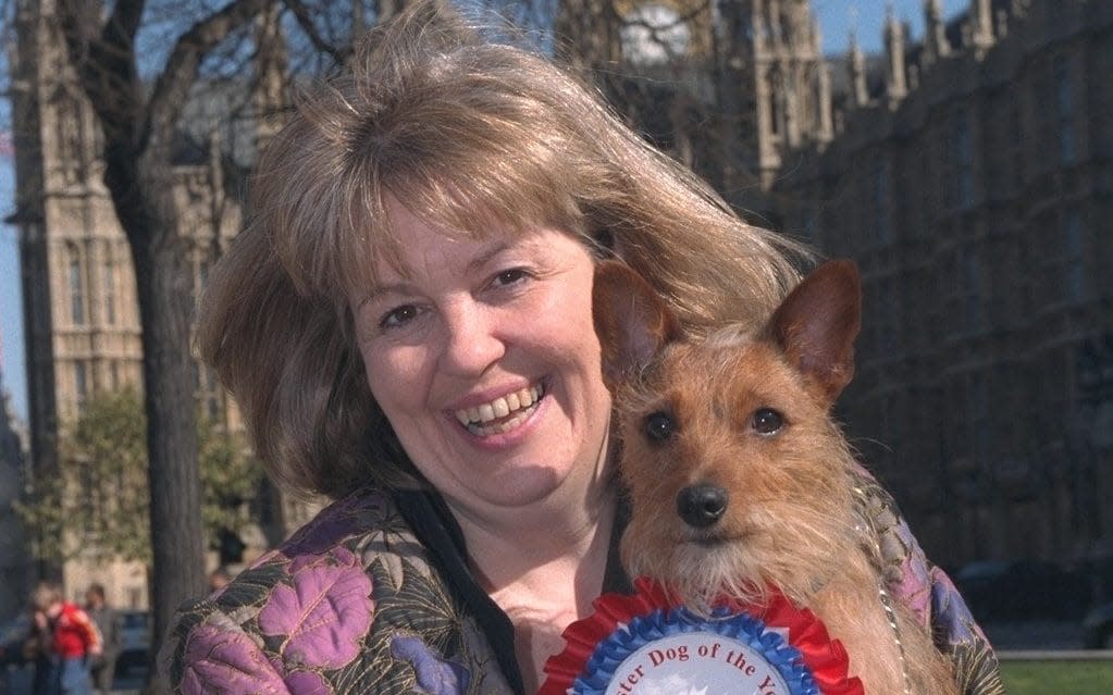 Cheryl Gillan with her dog Tizzy after he was voted Westminster Dog of the Year in 1996 - Brian Smith