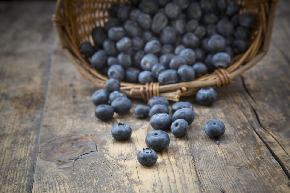 <p>Blueberry smoothie anyone? “Blueberries may have special anti-ageing effects for the brain, thanks to their content of antioxidant polyphenols,” explains Cassandra Barns. [Photo: Getty] </p>