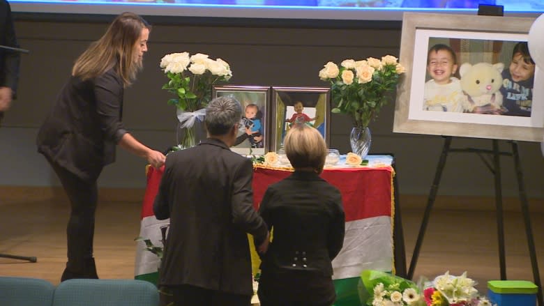 Memorial held in Vancouver for Alan Kurdi, 3, buried in Syria