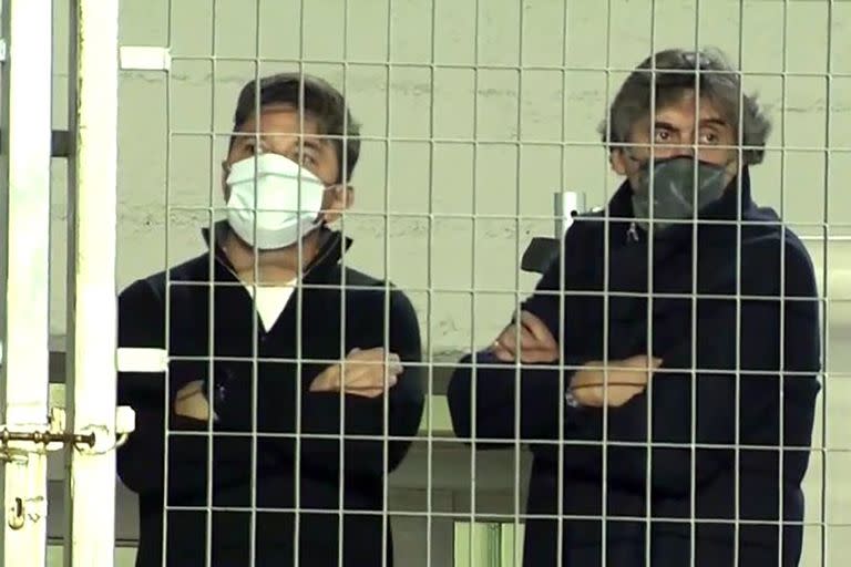 Marcelo Gallardo (entrenador de River) y Enzo Francescoli (manager), en una charla seria tras la victoria sobre Aldosivi en el Monumental.