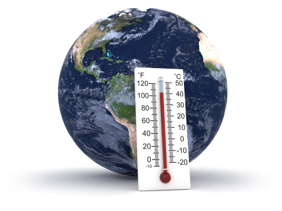 中央氣象署29日指出，預估2023年將成為1850年有紀錄以來最熱的一年；台灣部分，年平均氣溫為攝氏24.26度，為歷史上有紀錄以來的第6名。（示意圖／Getty Images）