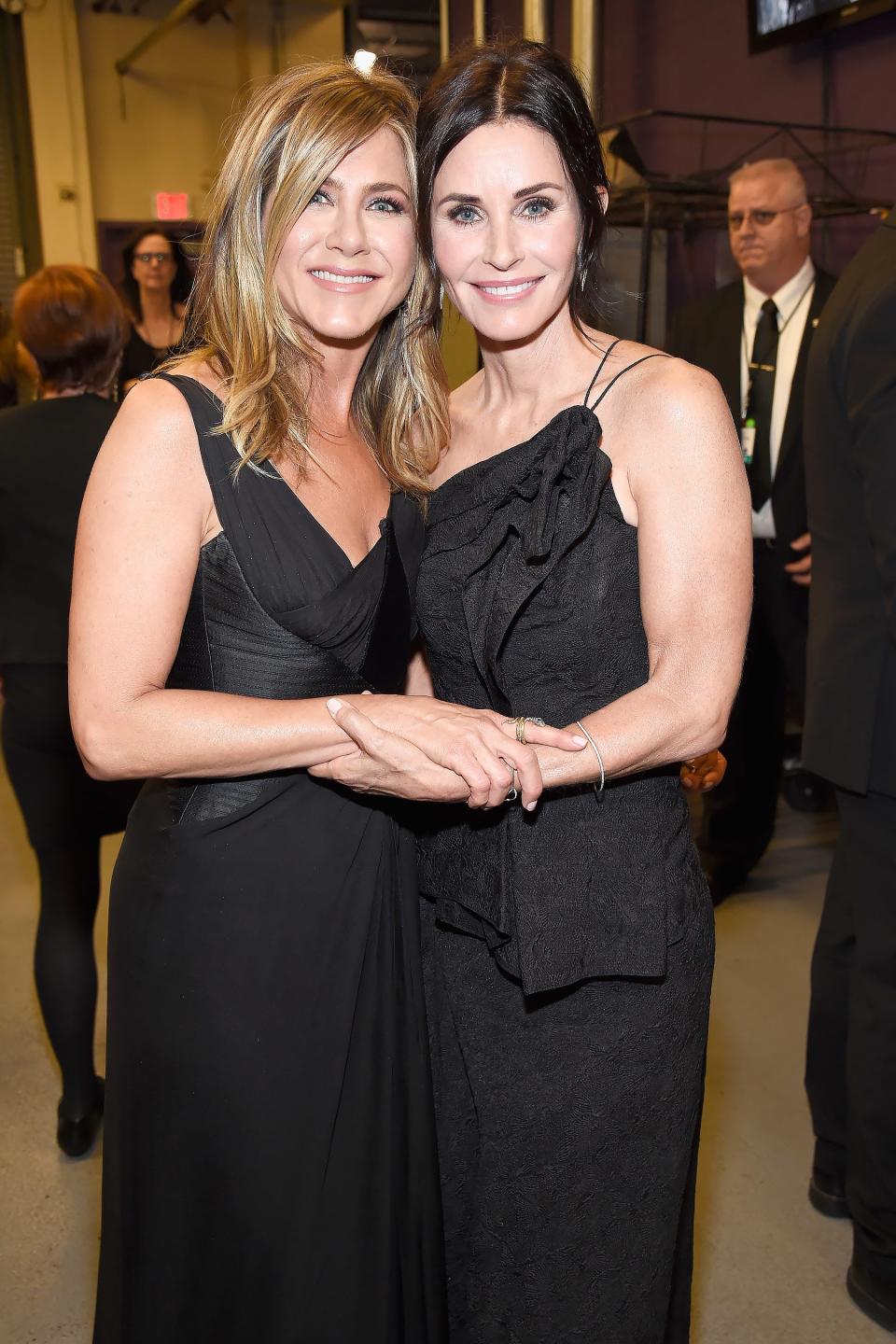 Jennifer Aniston & Courteney Cox