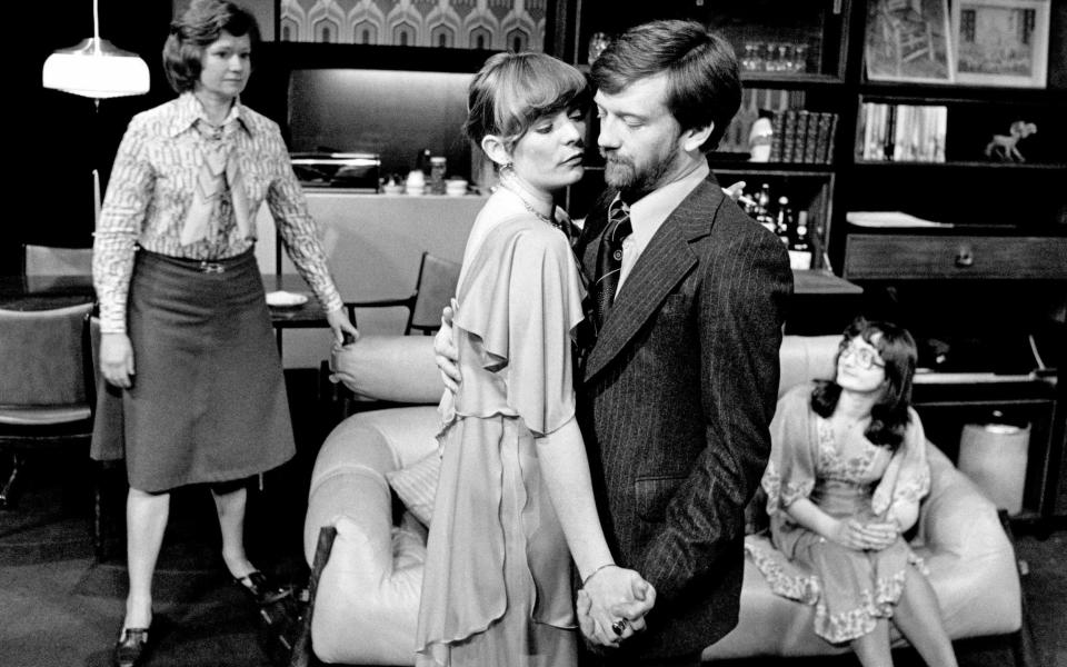 Thelma Whitely as Susan, Alison Steadman as Beverly, John Salthouse as Tony and Janine Duvitski as Angela in the original production of Mike Leigh's Abigail's Party at the Hampstead Theatre in 1977 - Donald Cooper/Alamy