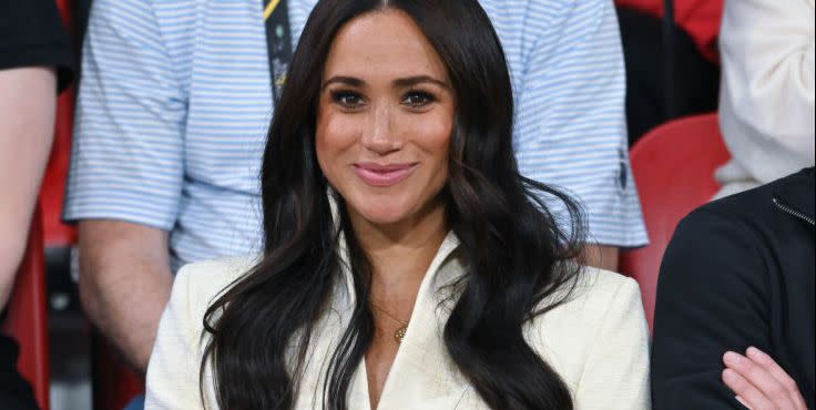 the hague, netherlands   april 17 meghan, duchess of sussex attends the sitting volleyball event during the invictus games at zuiderpark on april 17, 2022 in the hague, netherlands photo by karwai tangwireimage