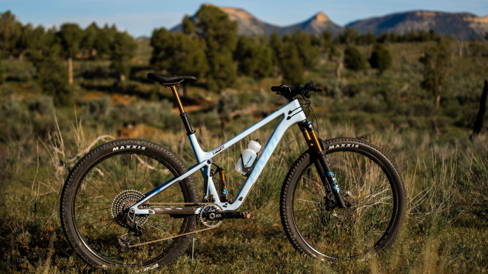  A mountain bike in the Colorado mountains 