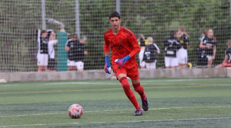 José Castelau de Roa, arquero de las inferiores de Real Madrid convocado por Diego Placente para la Sub 17 de Argentina