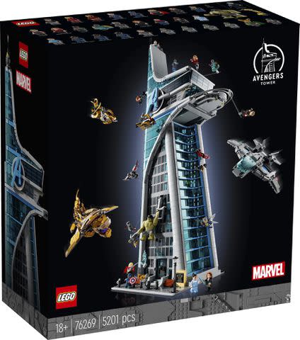 <p>LEGO</p> Lego Avengers Tower