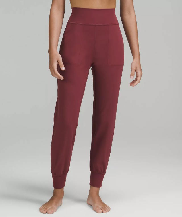 LULULEMON Align Super High Rise Velvet Stripe Leggings, Garnet Red (Women's  4)