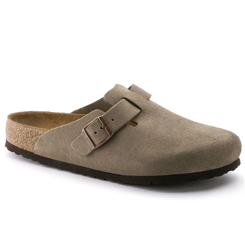 <p><a href="https://go.redirectingat.com?id=74968X1596630&url=https%3A%2F%2Fwww.birkenstock.com%2Fus%2Fboston-suede-leather%2Fboston-suede-suedeleather-softfootbed-eva-u_46.html%3Fgclid%3DCjwKCAjwvdajBhBEEiwAeMh1U1lOWu4oVOdo7lcQGAT99sQEb4SqfHfQ-HO-AfESWNbb8Shq5NYLBRoCi3sQAvD_BwE&sref=https%3A%2F%2Fwww.esquire.com%2Fstyle%2Fmens-fashion%2Fg44041017%2Fmules-for-men%2F" rel="nofollow noopener" target="_blank" data-ylk="slk:Shop Now;elm:context_link;itc:0;sec:content-canvas" class="link ">Shop Now</a></p><p>Boston Soft Footbed Mules</p><p>$158.00</p><p>birkenstock.com</p>