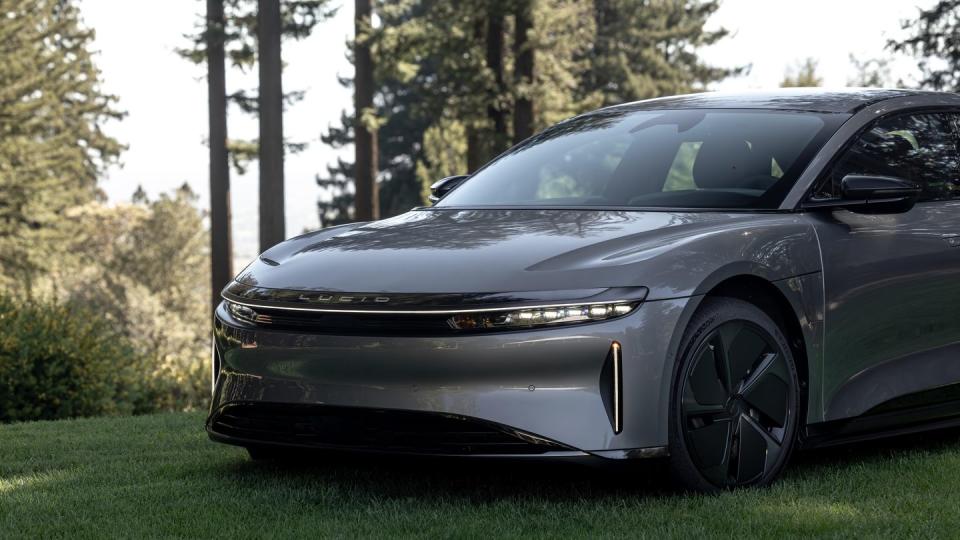 2024 lucid air