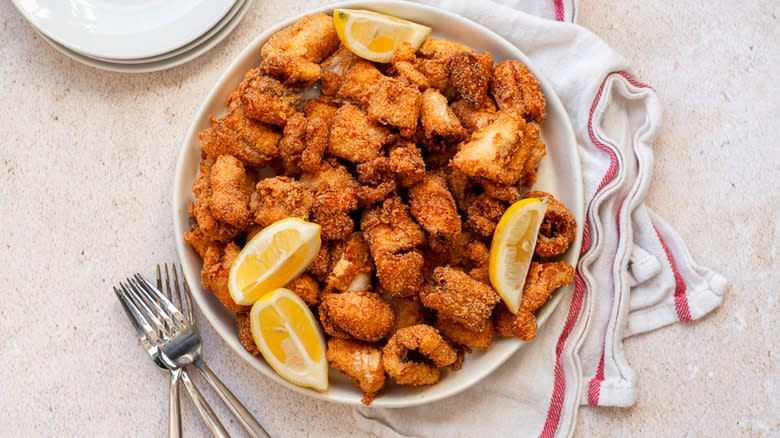 fried catfish with lemon