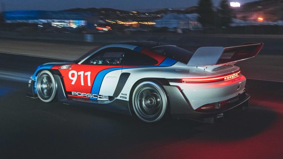 The Porsche 911 GT3 R rennsport Is a 611-HP Track Star With a Gigantic Wing photo