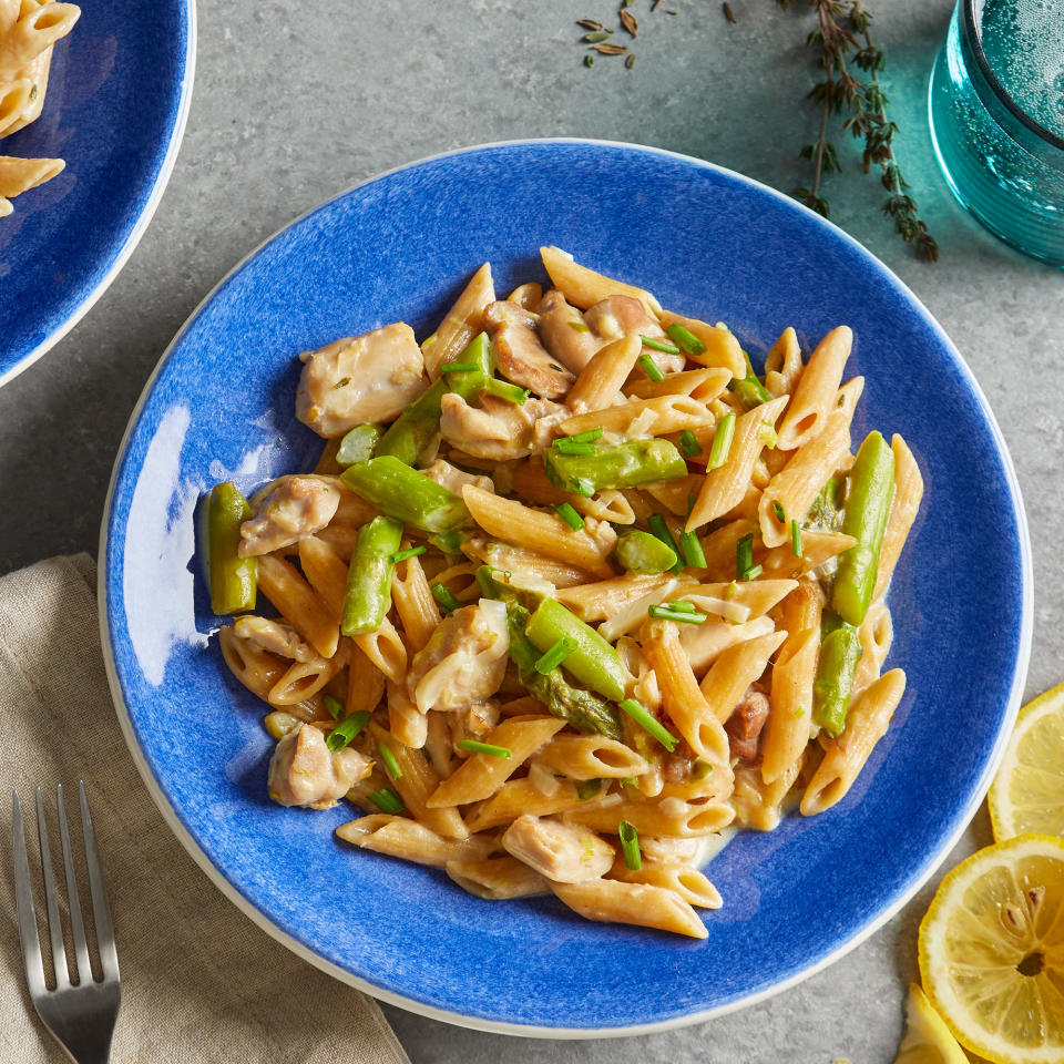 Creamy Chicken & Asparagus Pasta