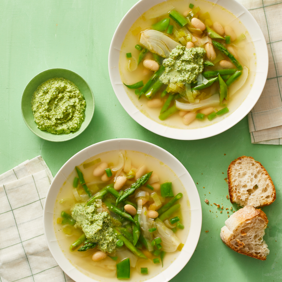 4) Spring Minestrone Soup With Homemade Pesto