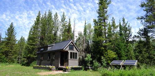 <span class="caption">Off-grid mountain house.</span> <span class="attribution"><a class="link " href="https://www.shutterstock.com/image-photo/tiny-house-532886983?src=fRnxr0-3ZzG7JwlDzMTsAA-1-2" rel="nofollow noopener" target="_blank" data-ylk="slk:Shutterstock;elm:context_link;itc:0;sec:content-canvas">Shutterstock</a></span>