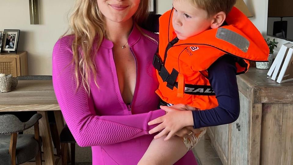 Holly and Oscar Ramsay prepared to paddle board from their Cornish home in a sweet Instagram post