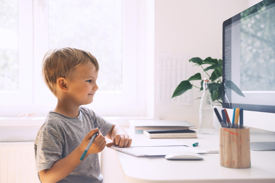 These sales on school supplies will help your kid get organized for online classes this year. (Photo: NataliaDeriabina via Getty Images)