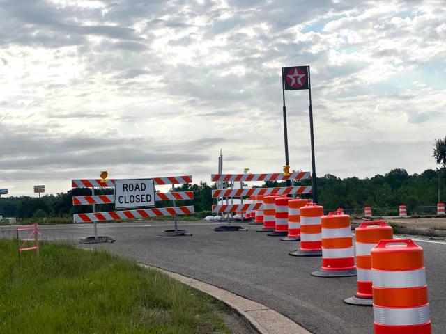 What is traffic like today at Menge Avenue exit near Buc-ee’s site ...