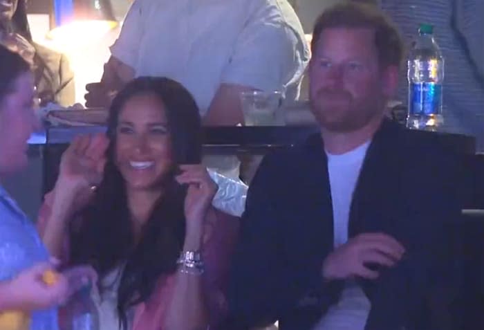 Harry y Meghan en un partido de baloncesto en Los Ángeles