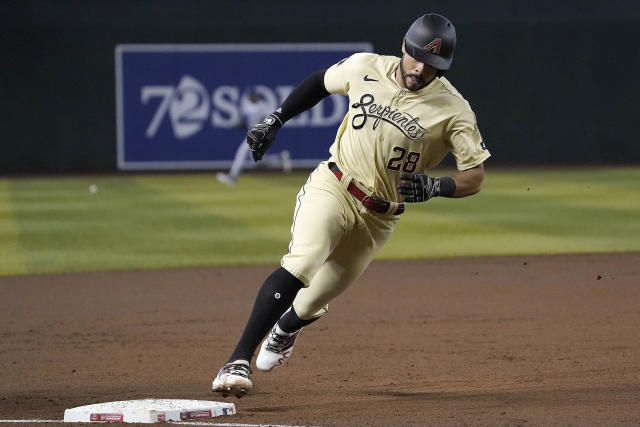 A 6-2 win for a Serpientes sweep! The @dbacks jump over the Cubs