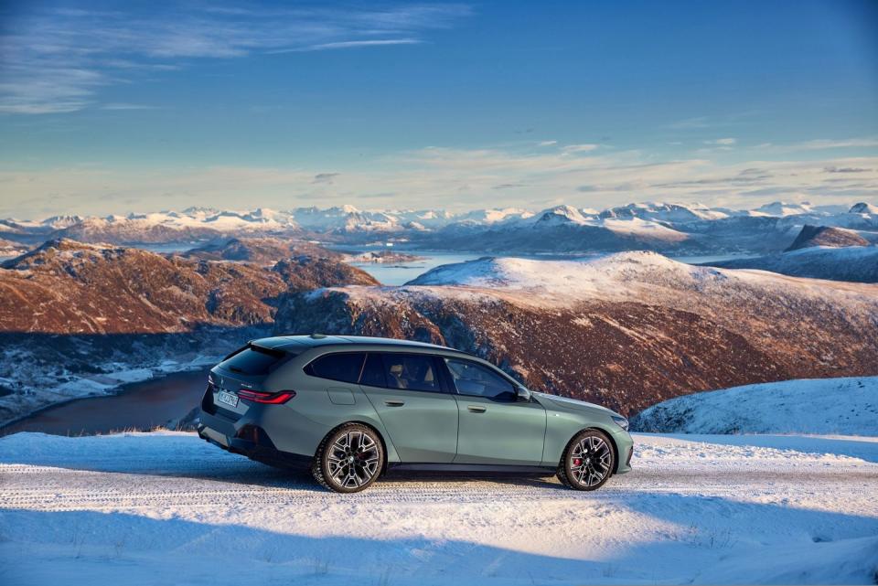 bmw 5series and i5 touring wagons