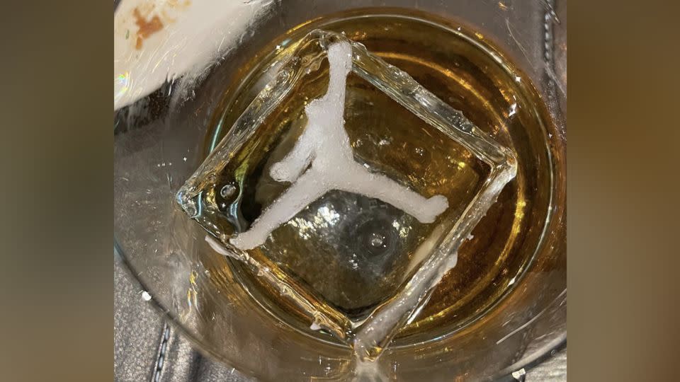 Jimmy Walker shared an image of Jordan's personalized ice cubes. - jimmywalkerpga/Instagram