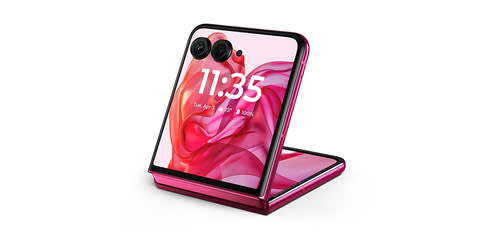 The new motorola razr+ is making its iconic hot pink return — and naturally, hot pink (aka magenta’s BFF) will be available exclusively at the Un-carrier. (Photo: Business Wire)