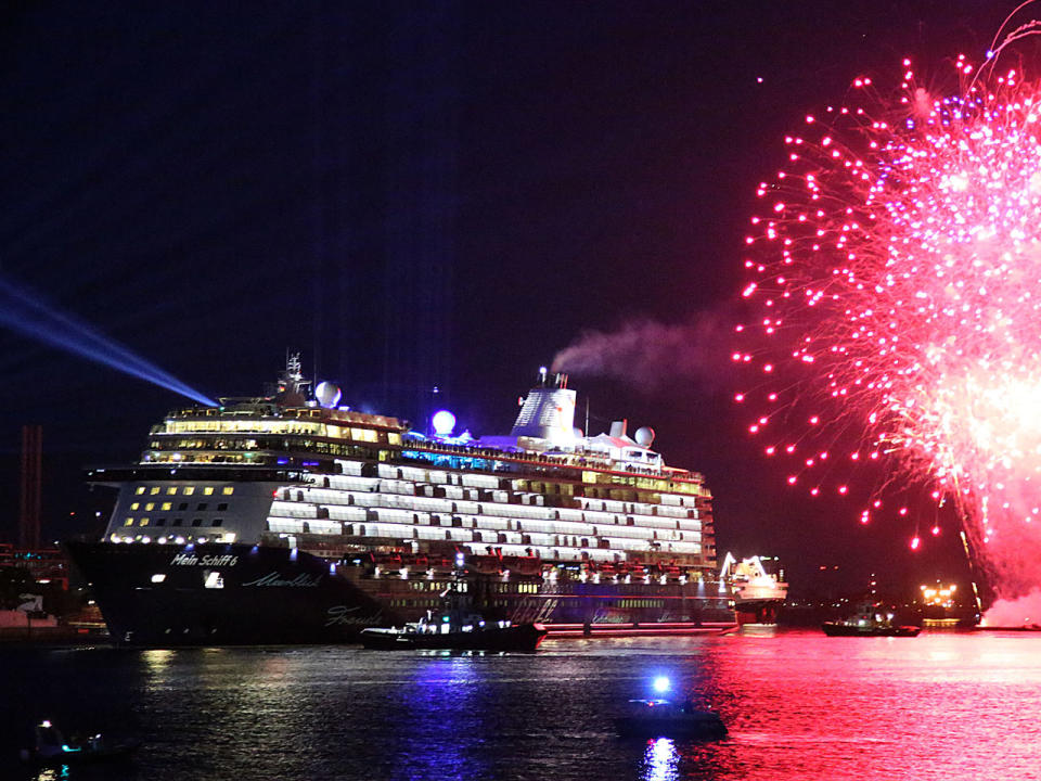 "Mein Schiff 6"