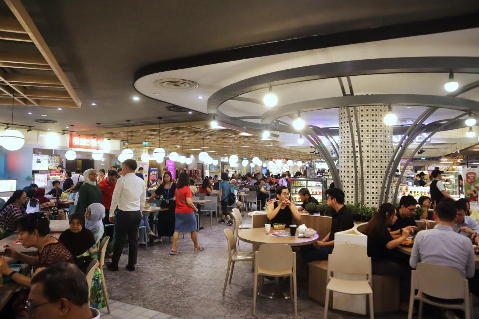 kopitiam food stalls - food court crowd