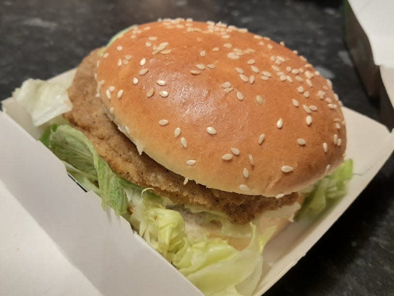 KFC vegan chicken sandwich comparison