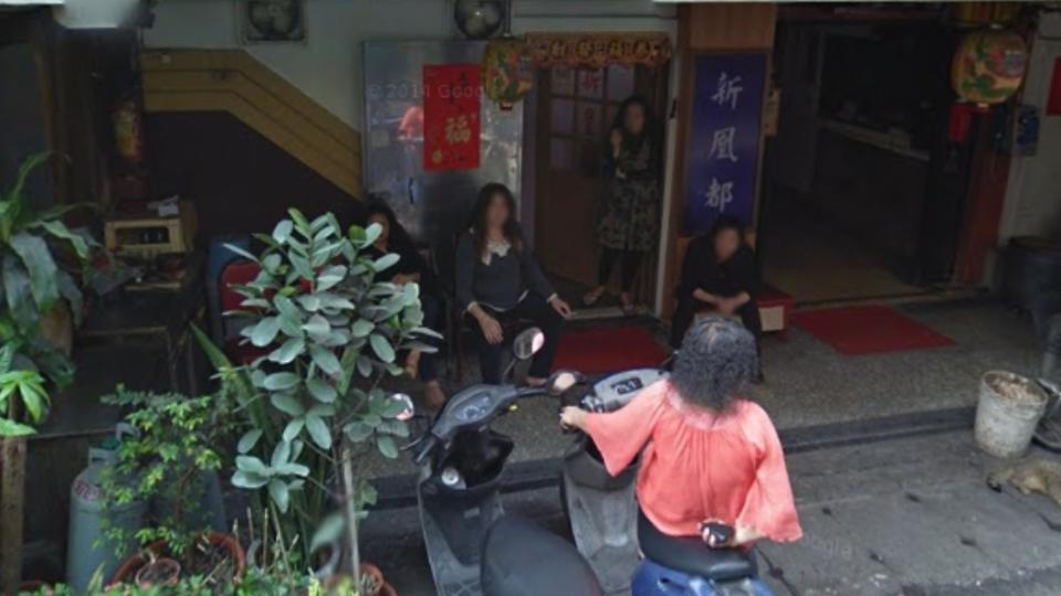 萬華茶藝館集中在桂林路、康定路、和平西路三段、梧州街的範圍，彼此客人以及員工恐怕交流都很緊密。（圖／翻攝Google Map