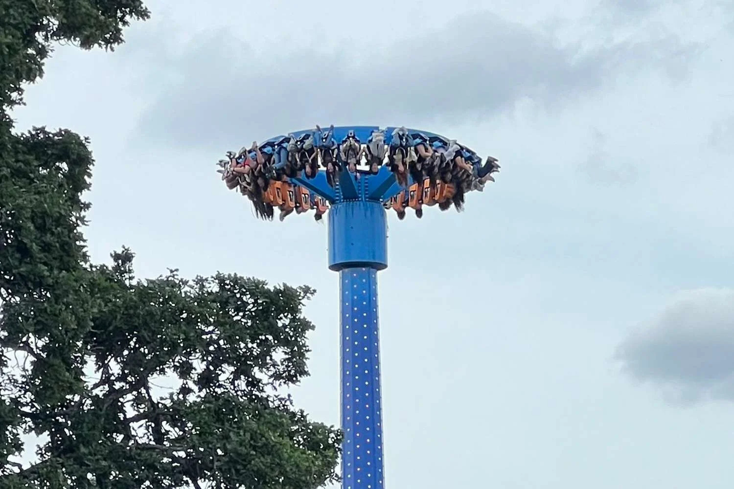 <p>Portland Fire & Rescue/Facebook</p> Passengers stuck upside down on Oaks Amusement Park