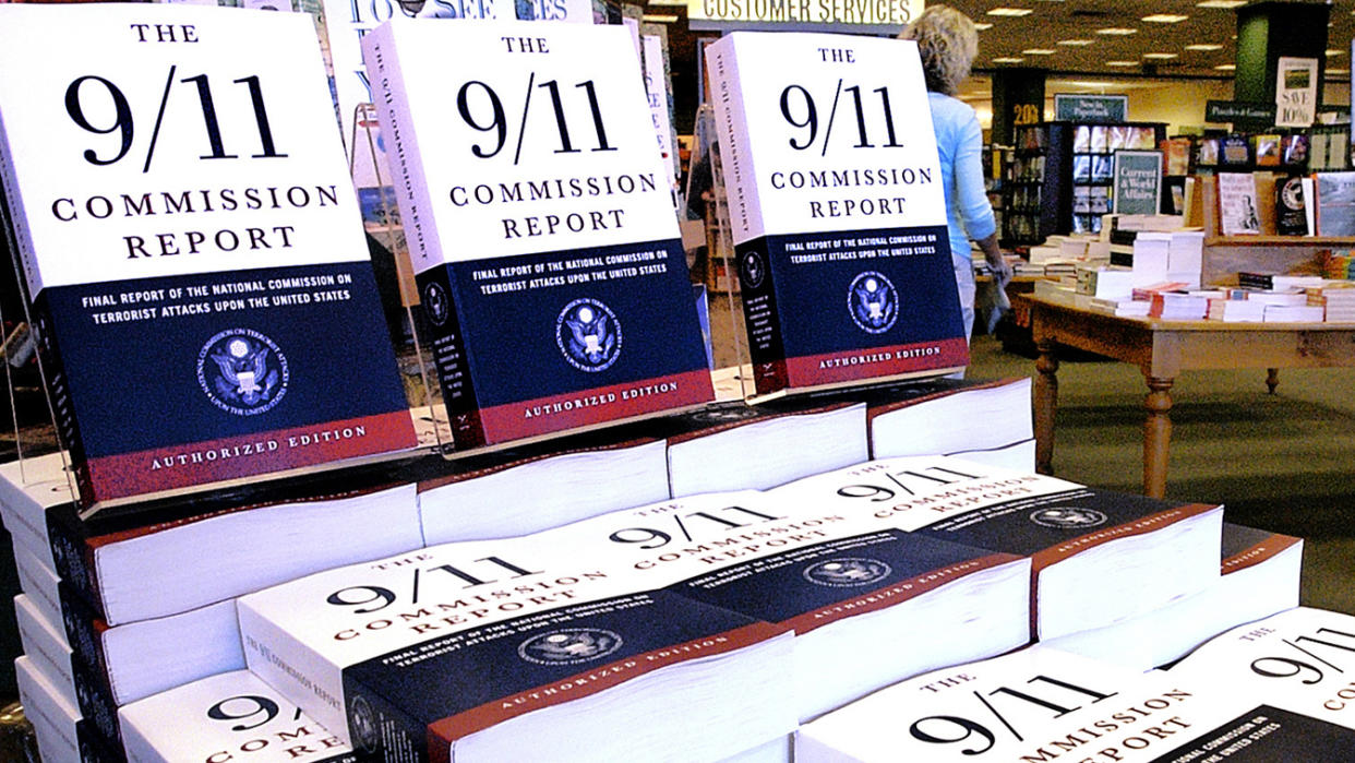 A bookstore displays "The 9/11 Commission Report," from the National Commission on Terrorist Attacks Upon the United States, in 2004. (Seth Perlman/AP)
