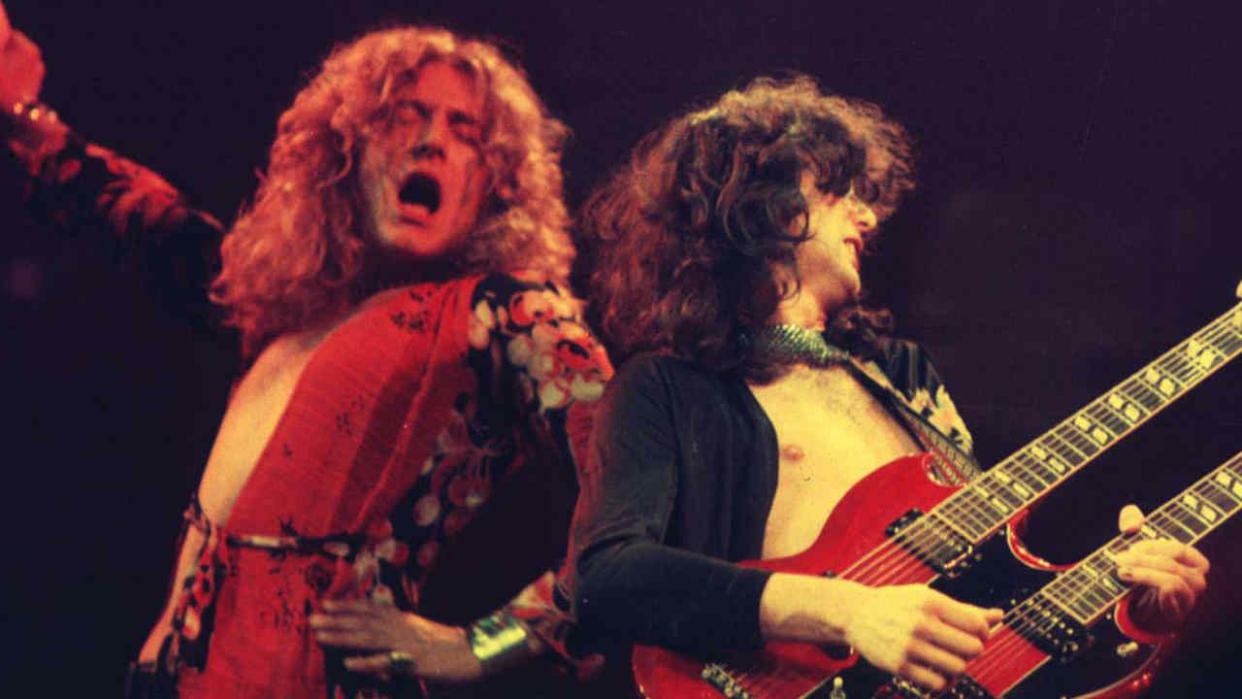 Led Zeppelin’s Robert Plant and Jimmy Page onstage in 1975. 
