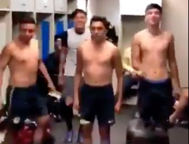 Captura de pantalla de la publicación en redes sociales donde aparecen algunos elementos del Club América Sub-17 imitando el baile "Un violador en tu camino".