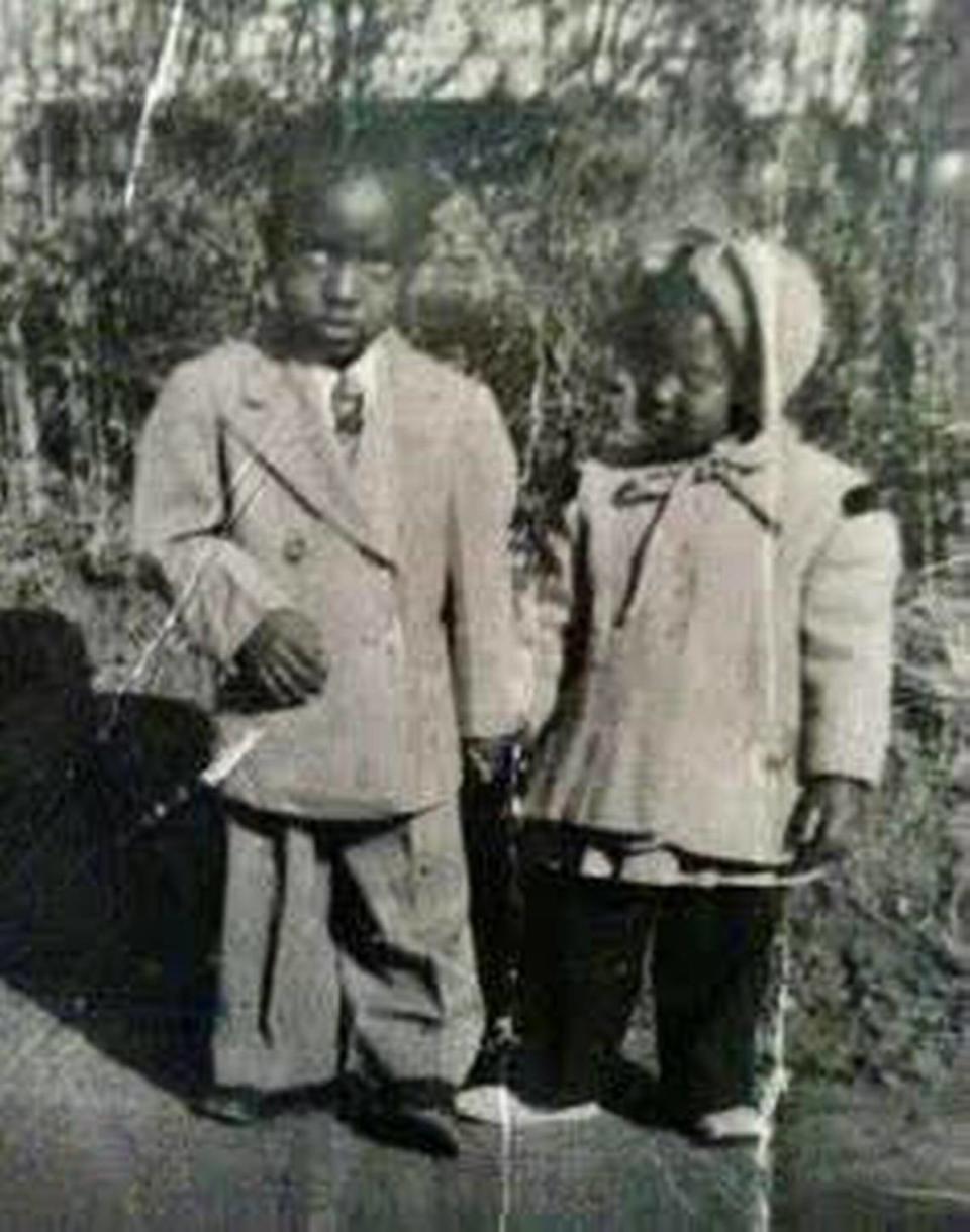 Future college basketball coach Leonard Hamilton (left) with one of his cousins, at around age 5. Hamilton grew up in Gastonia, N.C., in a segregated society. He went to an all-Black high school and then onto Gaston College and the University of Tennessee-Martin, where in both cases he was one of the school’s first Black basketball players.