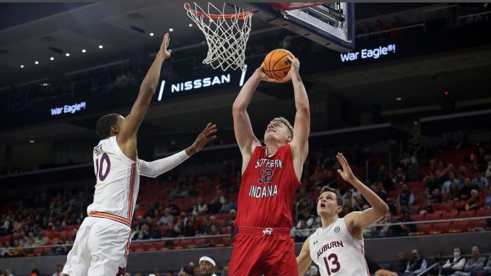 USI junior forward Jacob Polakovich goes up for a shot during the Screaming Eagles' exhibition against Auburn.