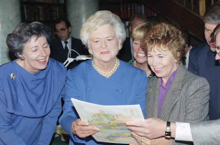 Barbara Bush Finland 1990