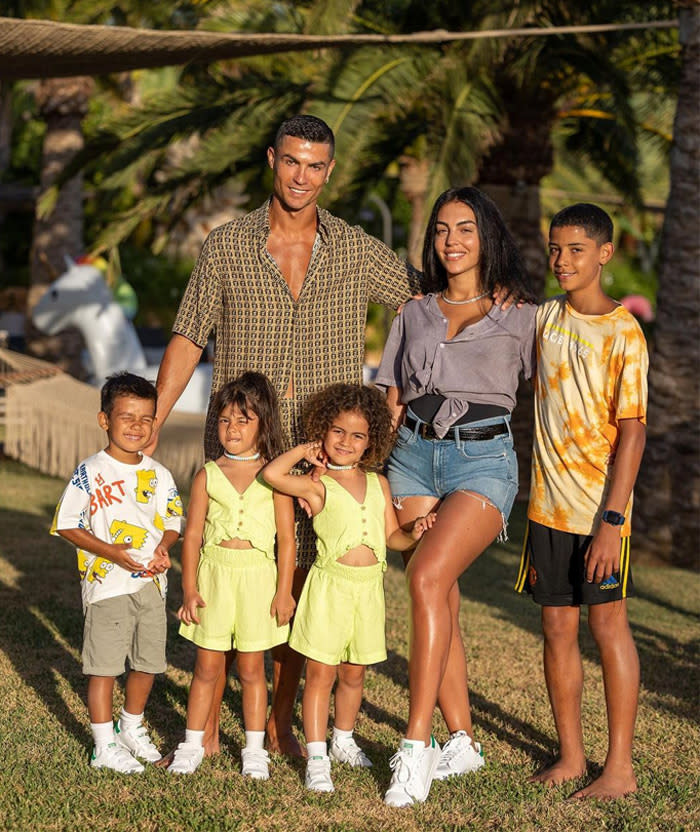 Cristiano y Georgina presumen de familia