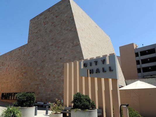 Thousand Oaks will move to district-based elections for city councilmembers ahead of the 2024 general election.