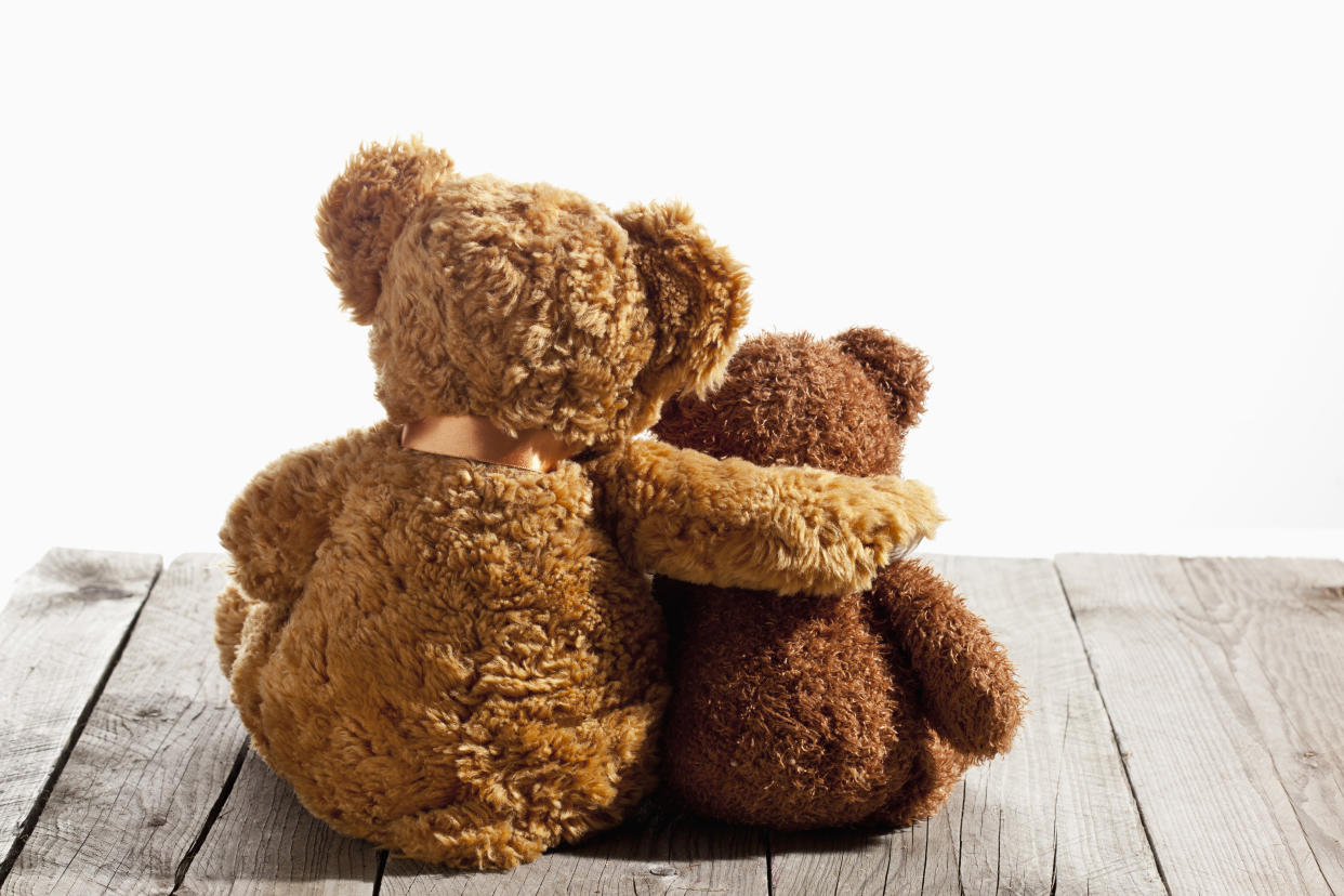 Diese beiden Teddybären wirken unschuldig (Bild: Getty Images)