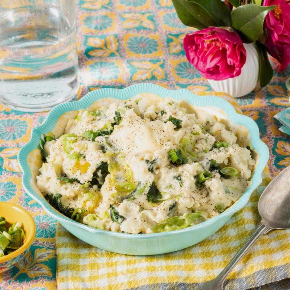 colcannon in blue bowl