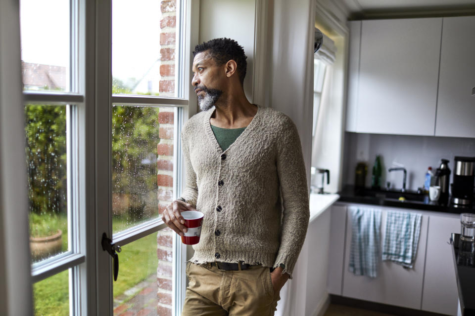 &ldquo;Know that this is a hard time right now and that you are not alone,&rdquo; psychologist Rebecca Leslie said. (Photo: Oliver Rossi via Getty Images)