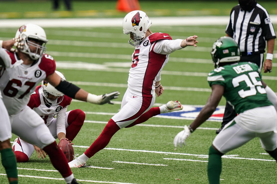 Arizona Cardinals kicker Zane Gonzalez kicks a field goal during the first half of an NFL football game against the New York Jets, Sunday, Oct. 11, 2020, in East Rutherford. (AP Photo/Seth Wenig)