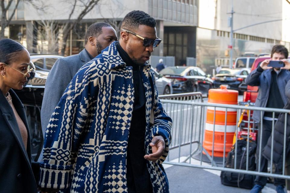 Actor Jonathan Majors arrives with girlfriend Meagan Good for sentencing in his domestic abuse case at Manhattan Criminal Court in New York City (Getty Images)