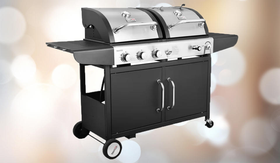 Snag 46 percent off this large grill. (Photo: Wayfair)