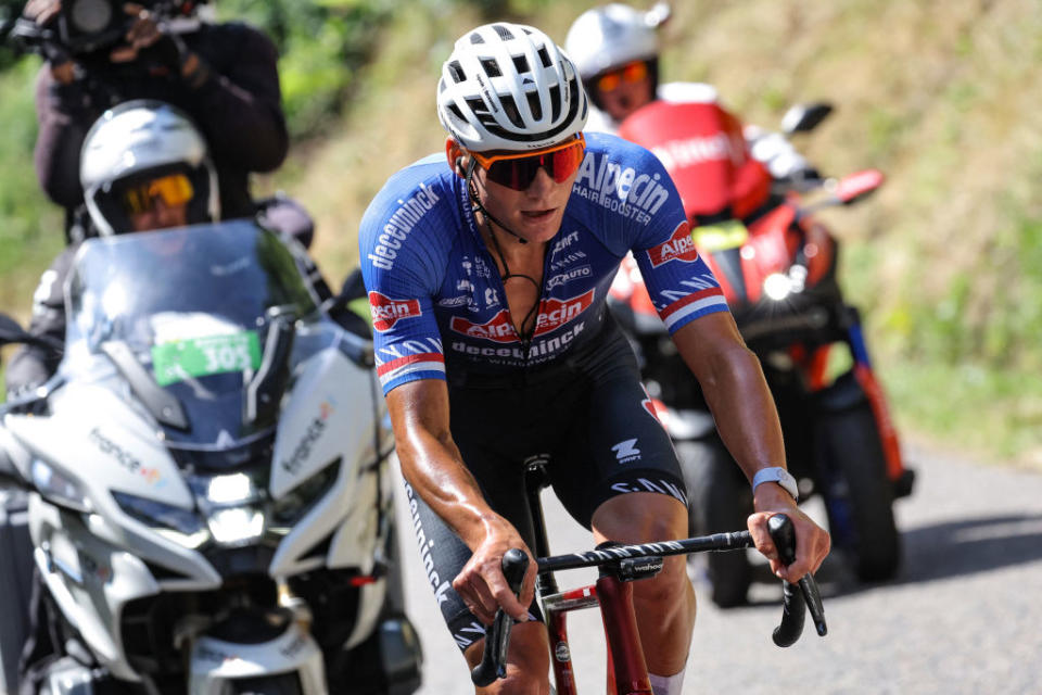 Alpecin-Deceuninck's Dutch rider Mathieu Van Der Poel cycles in a breakaway in the ascent of the Col de la Croix Montmain during the 12th stage of the 110th edition of the Tour de France cycling race, 169 km between Roanne and Belleville-en-Beaujolais, in central-eastern France, on July 13, 2023. (Photo by Thomas SAMSON / AFP)