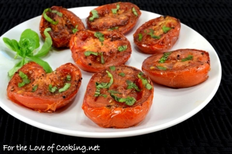 <p>For the Love of Cooking</p><p>To make this dish, drizzle tomatoes with olive oil and balsamic vinegar then seasoned them with a bit of sea salt, freshly cracked pepper, and garlic powder, to taste.</p><p><strong>Get the recipe: <a href="http://www.fortheloveofcooking.net/2013/09/balsamic-roasted-tomatoes-with-fresh-basil.html" rel="nofollow noopener" target="_blank" data-ylk="slk:Balsamic Roasted Tomatoes with Fresh Basil;elm:context_link;itc:0;sec:content-canvas" class="link ">Balsamic Roasted Tomatoes with Fresh Basil</a></strong></p>