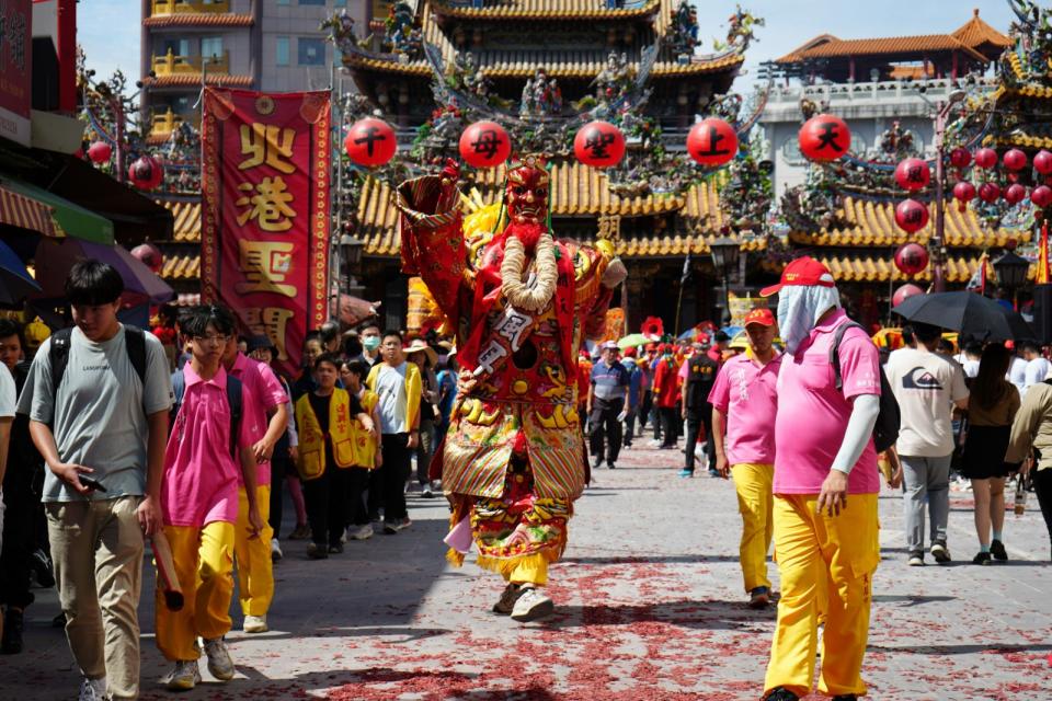 「北港進香」將登錄為我國重要民俗，圖為竹北天后宮到北港進香。文化部提供